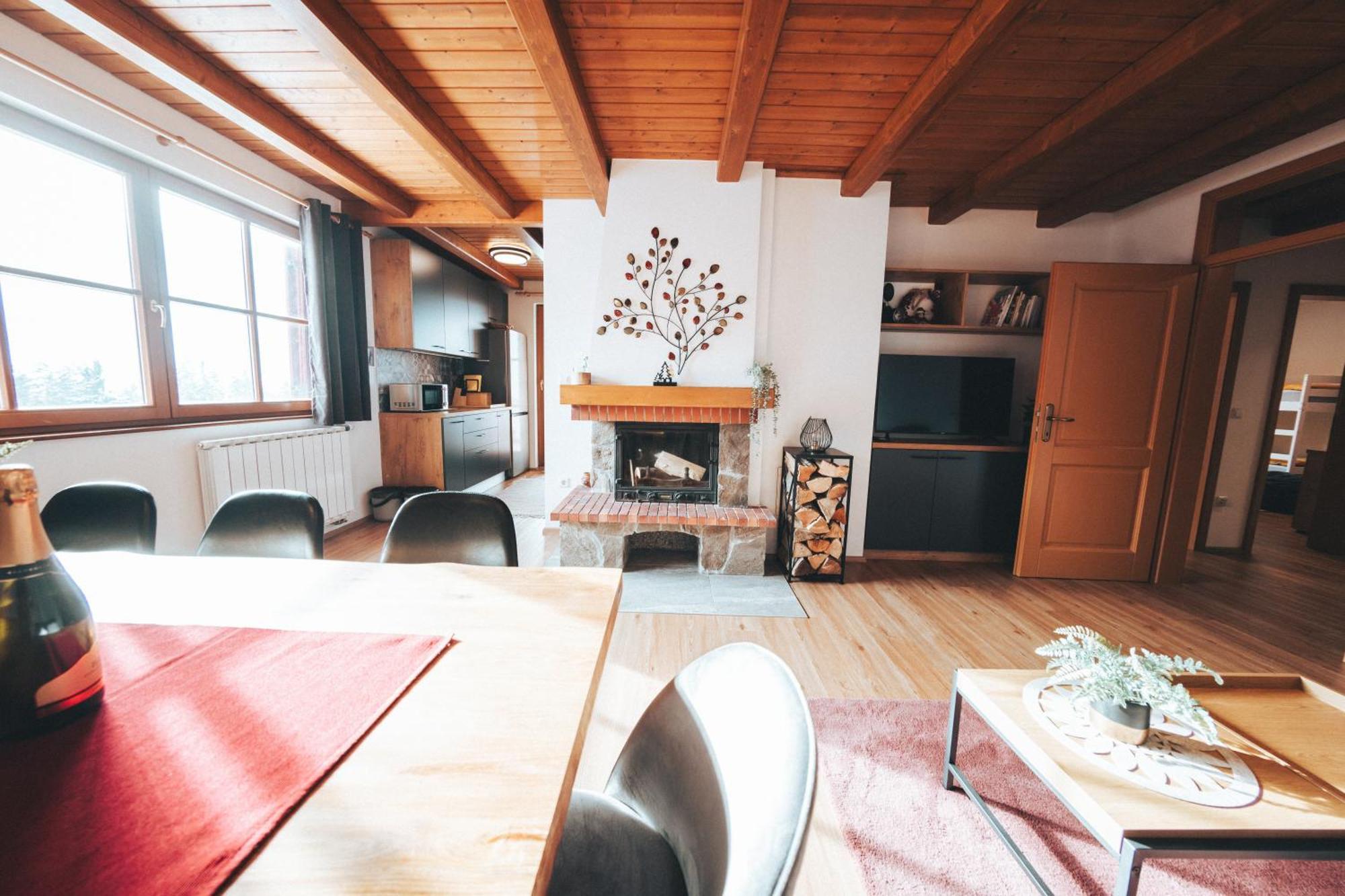 Apartment Bolfenk Pohorje - Forest Nest Хочко Погорье Экстерьер фото